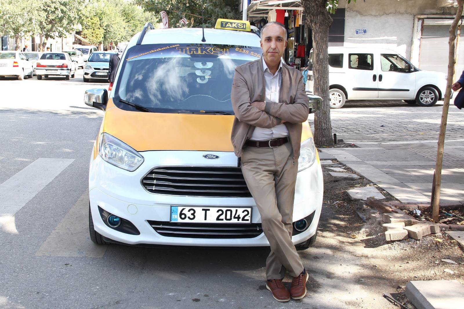 Siverek Taksi Ford Courier - Standart taksi hizmeti, profesyonel sürücü